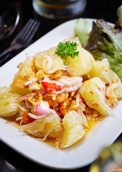 CHARIOT Pub & Restaurant