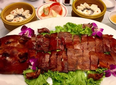 ภัตตาคาร แกรนด์ เชียงการีล่า ธนิยะ