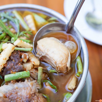 ครัวใบไม้ชายคลอง