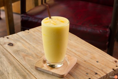 เมนูของร้าน Chock Coffee หน้าสนามกอร์ฟลานนา