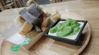 ขนมปังอบไอน้ำสังขยา