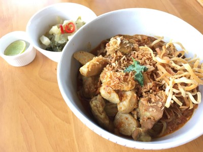 ข้าวซอยหมู