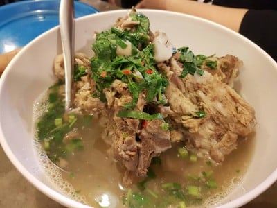 เมนูของร้าน เตี๋ยวแม่กลองเล้งแซ่บ JODD FAIRS  รัชดา By ตลาดนัดรถไฟรัชดา