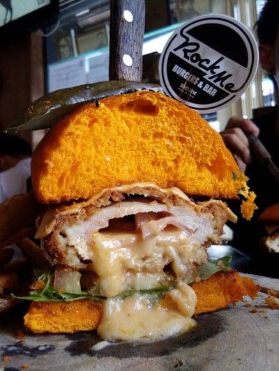 Rock Me Burgers & Bar (ร๊อค มี เบอร์เกอร์ แอนด์ บาร์) Rock Me Burgers & Bar (ร๊อค มี เบอร์เกอร์ แอนด์ บาร์)
