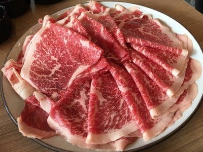 Penguin Eat Shabu นิมมานเหมินท์ เชียงใหม่