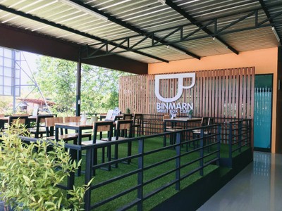 บรรยากาศ Binmarn Sweet Box Cafe