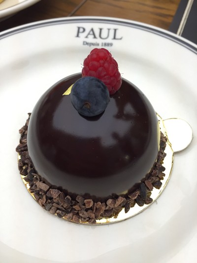 PAUL Central Embassy ชั้น 5