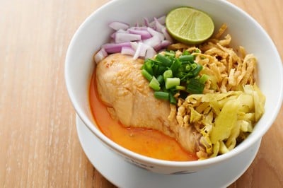 เมนูของร้าน Eathai Central Embassy