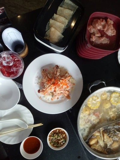 อาหาร หรือ เครื่องดื่ม