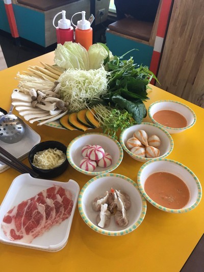 อาหาร หรือ เครื่องดื่ม