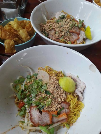 บะหมี่แห้ง