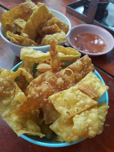 เกี๊ยวกรอบ