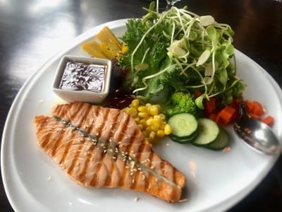 เมนูของร้าน O-OH Farm สวนหลวง