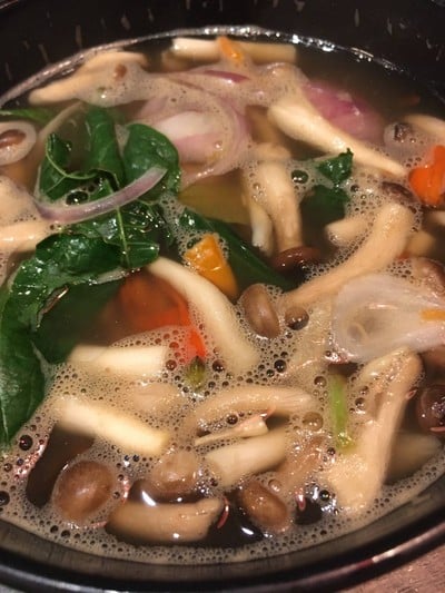 แกงเห็ดสามอย่าง
