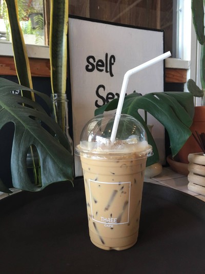 ลาเต้เย็น