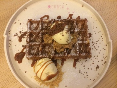 Hamburg Caramel Crack Waffle