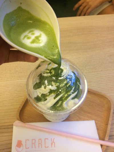 Valrhona White Chocolate Matcha