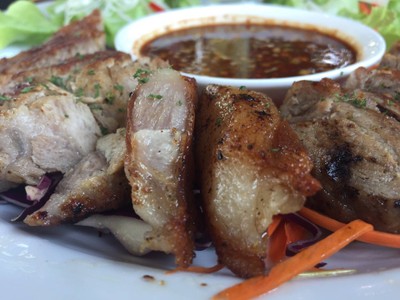 สเต๊กหมูย่างจิ้มแจ่ว