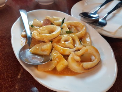 หมึกผัดไข่เค็ม