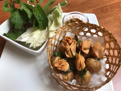 ลาบถุงทอง