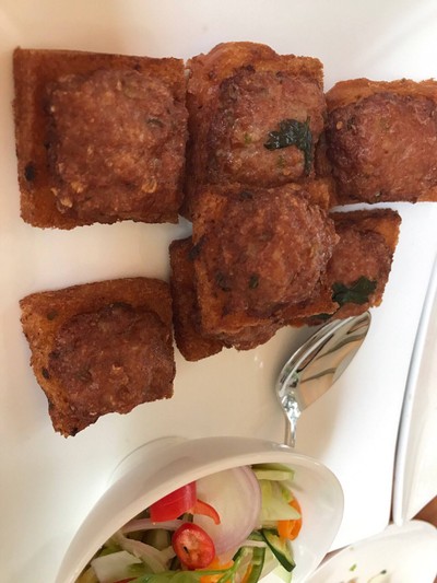 ขนมปังหน้าหมู
