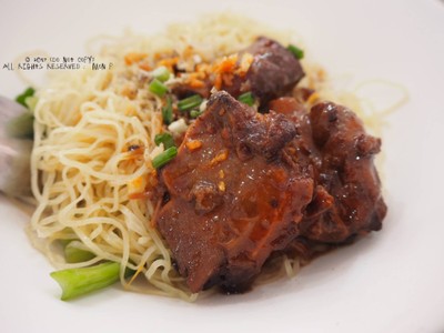 บะหมี่ซี่โครงหมูอบ