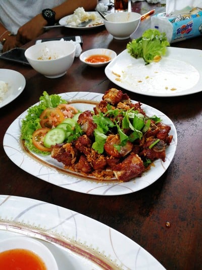 อาหาร หรือ เครื่องดื่ม