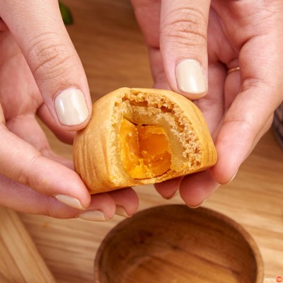 โมจิ-ไดฟูกุแม่กุหลาบ