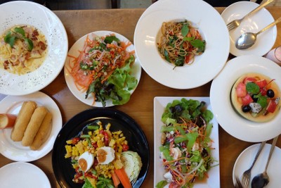 อาหาร หรือ เครื่องดื่ม