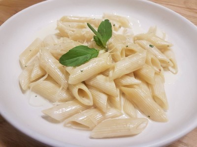 มักกะโรนีบลูชีส