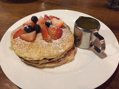 Fresh berries pancakes
