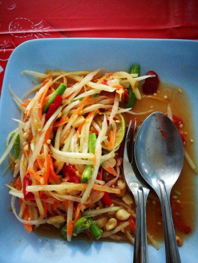 ส้มตำไท สามรส เผ็ดเปรี้ยวหวาน
