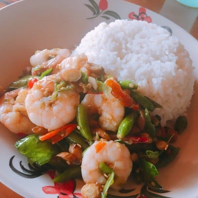 ผัดฉ่าทะเล