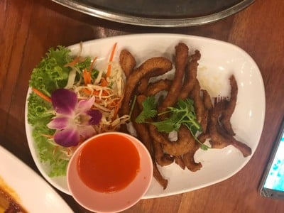 คอหมูแดดเดียว