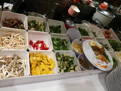 อาหาร หรือ เครื่องดื่ม