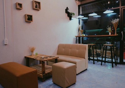 มุมโซฟาที่นั่งเอนหลังได้