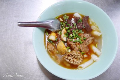 ก๋วยจั๊บน้ำข้น (45฿)