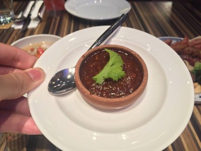 คอหมูย่าง