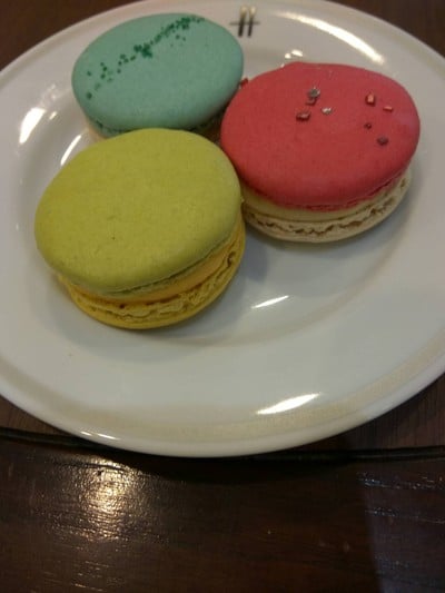 macaron .