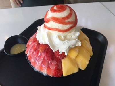 The SnowCap Bingsoo Korean Dessert Cafe พระราม 2