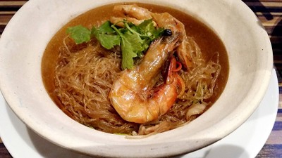 กุ้งอบวุ้นเส้น