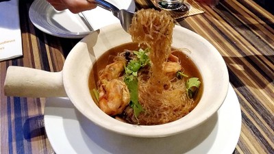 กุ้งอบวุ้นเส้น