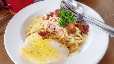 สปาเก็ตตี้คาโบนาร่า