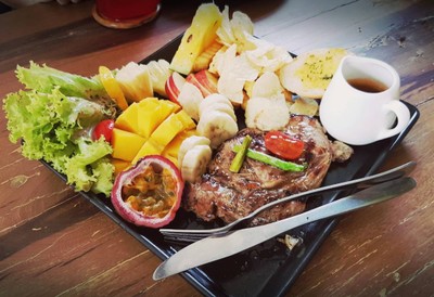 สเต็กเนื้อ