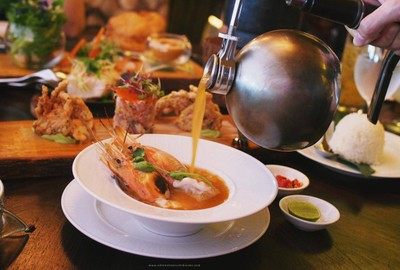 เมนูของร้าน Royal Osha ร่วมฤดี