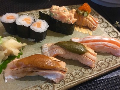 ซูชิแซลมอลรวม