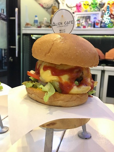 ชีสเบอร์เกอร์หมู