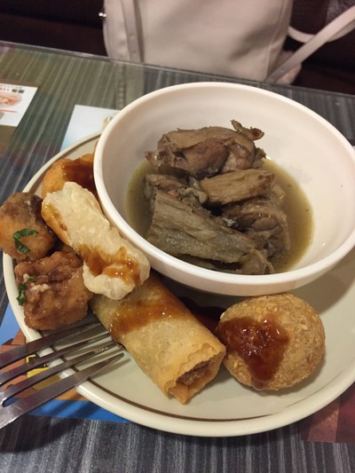 อาหาร หรือ เครื่องดื่ม