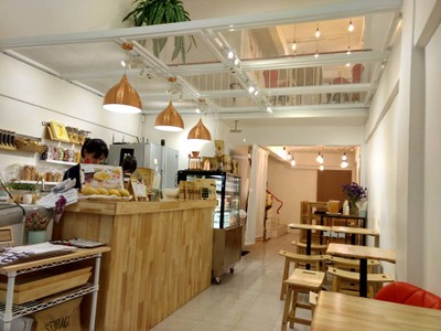 บรรยากาศ Before Midnight cafe ศาลายา