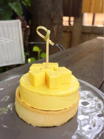 ทาร์ตข้าวเหนียวมะม่วง